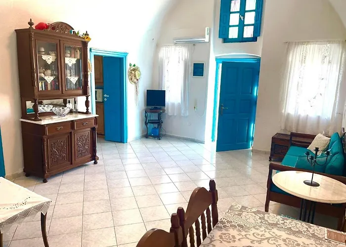 Sunset Queen In * Oia